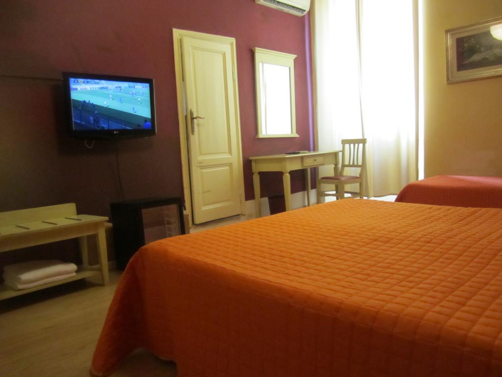Hotel Savonarola Florença Quarto foto