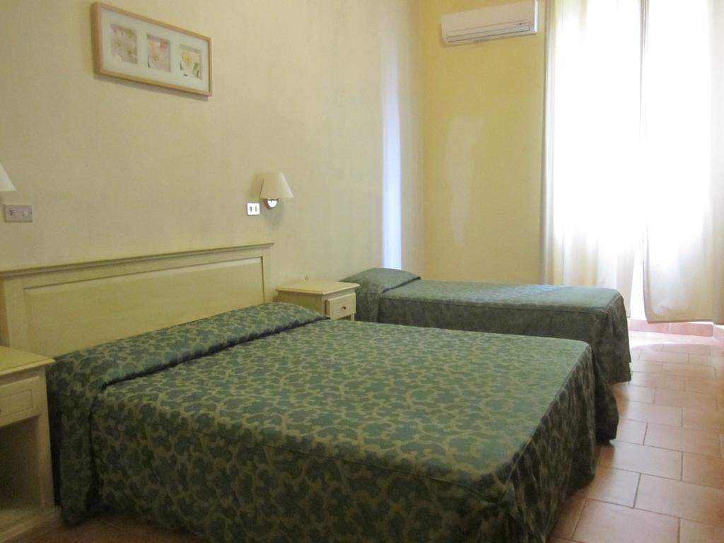 Hotel Savonarola Florença Quarto foto